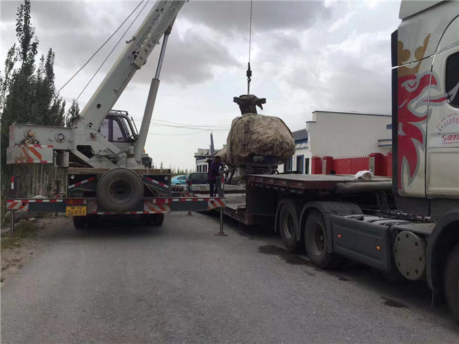 运河区狭窄场地（如小区、车间）适合用哪种吊车？